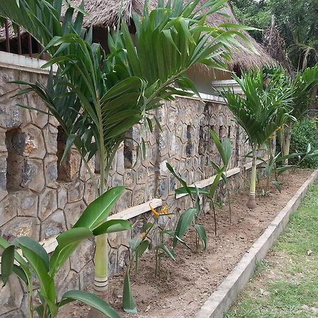 Bird Of Paradise Bungalows Kep Exterior foto