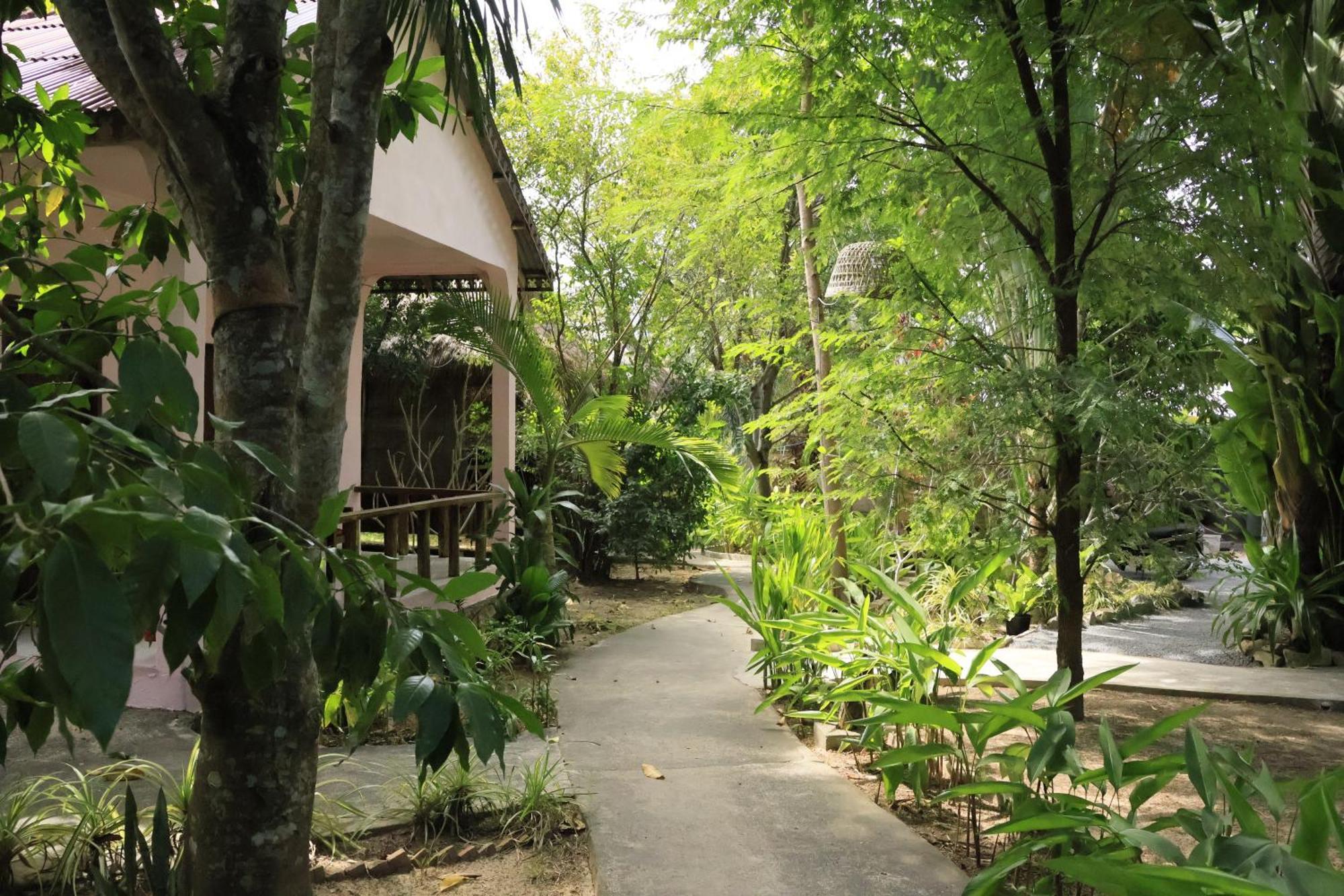 Bird Of Paradise Bungalows Kep Exterior foto