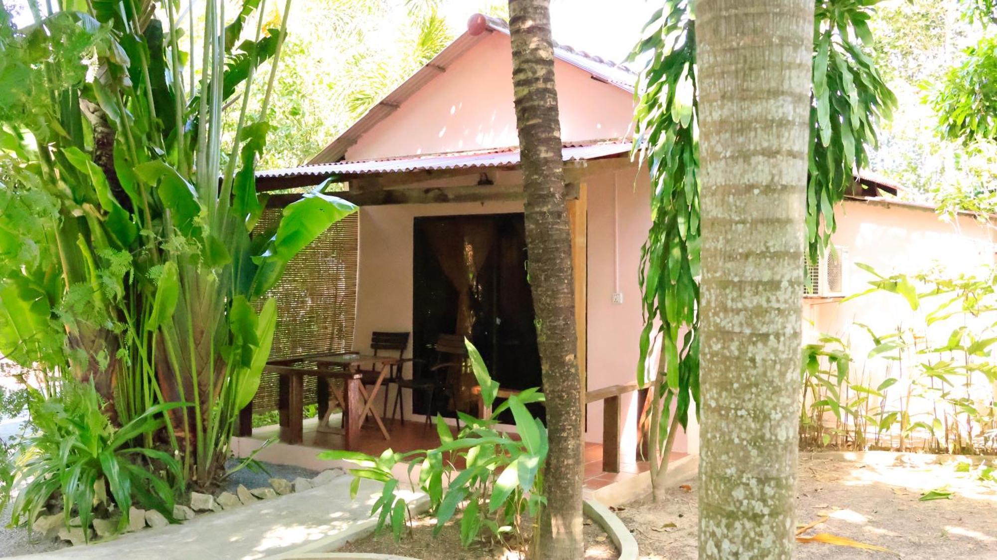 Bird Of Paradise Bungalows Kep Exterior foto