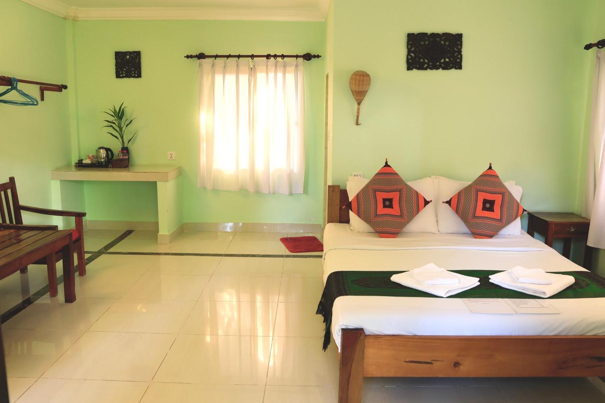 Bird Of Paradise Bungalows Kep Exterior foto