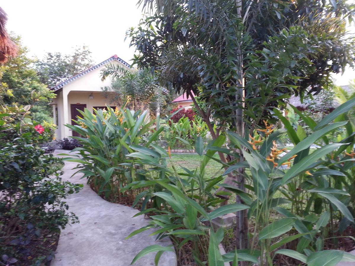 Bird Of Paradise Bungalows Kep Exterior foto