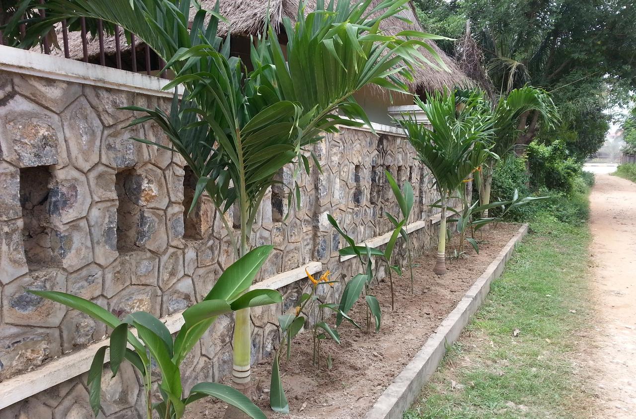 Bird Of Paradise Bungalows Kep Exterior foto